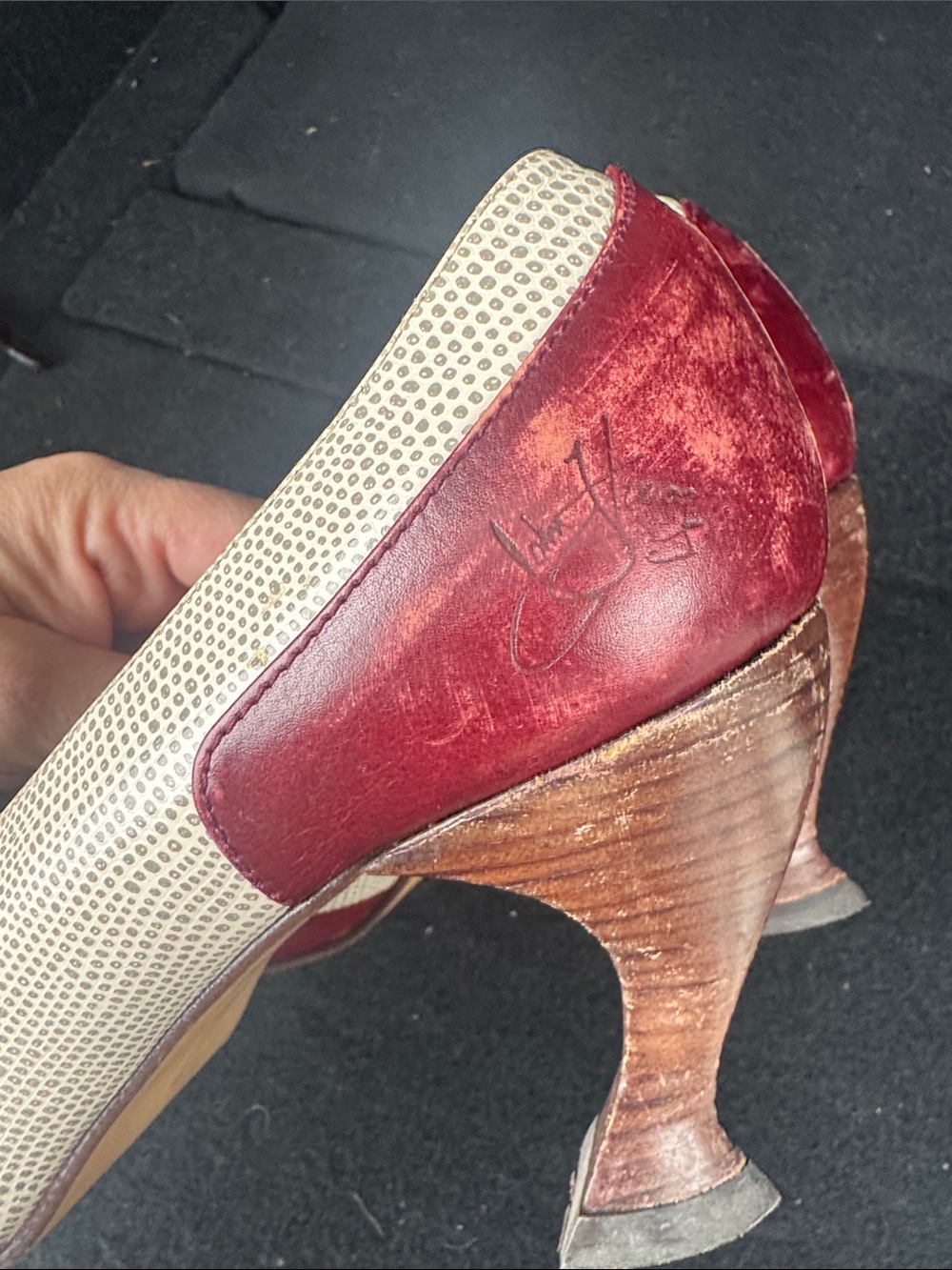 John Fluevog Sumatra Coffee Burgundy Off White Pumps Laces Pointed Shoes size 8 - Picture 8 of 9